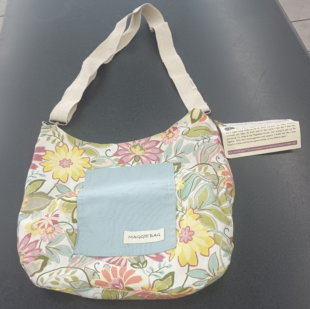 Maggie Bags Reversible Purse